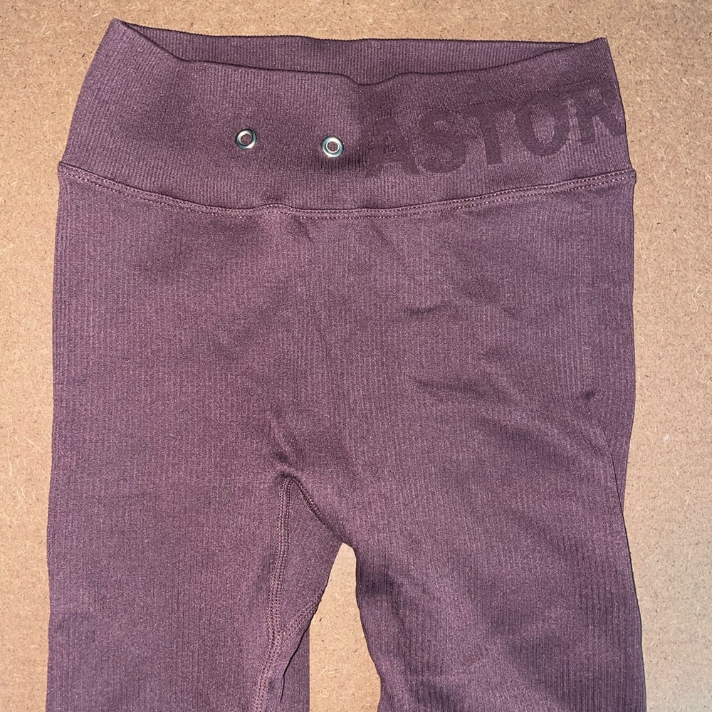 Astoria Brown Ribbed Leggings - Picture 5 of 6